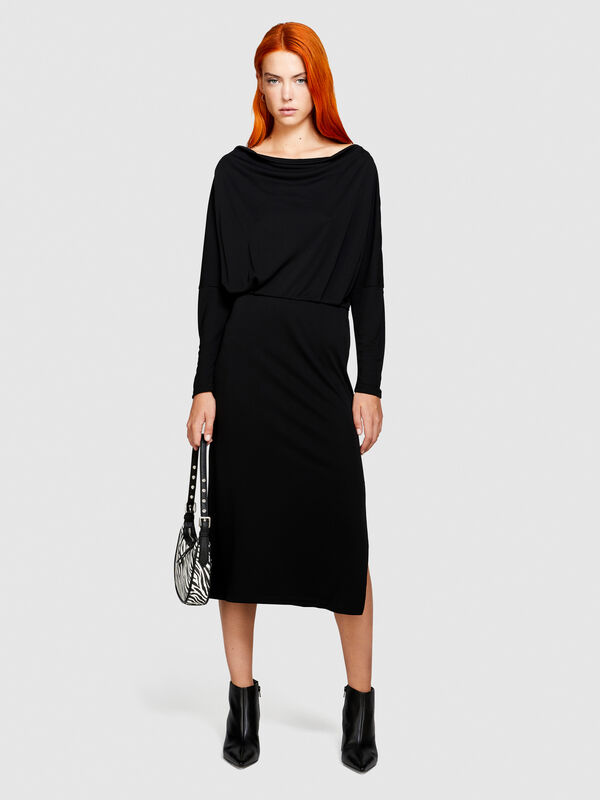 Midi dress with slit