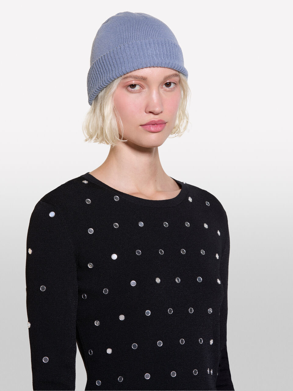 CAP Women image number null