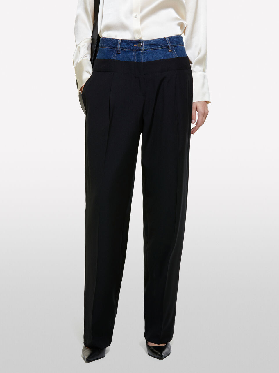 TROUSERS Women image number null