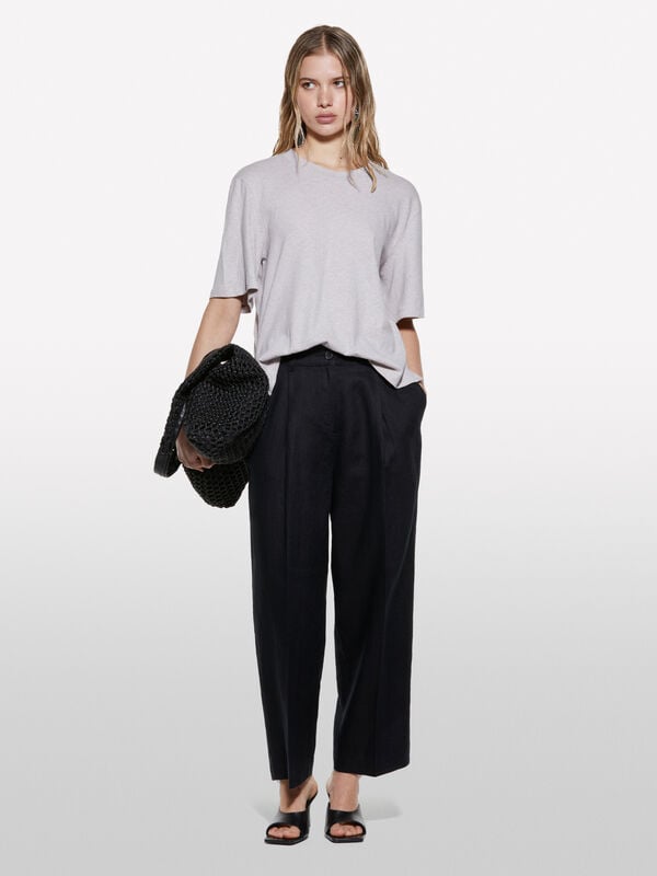 Black relaxed fit trousers in 100% linen - women's regular fit trousers | Sisley