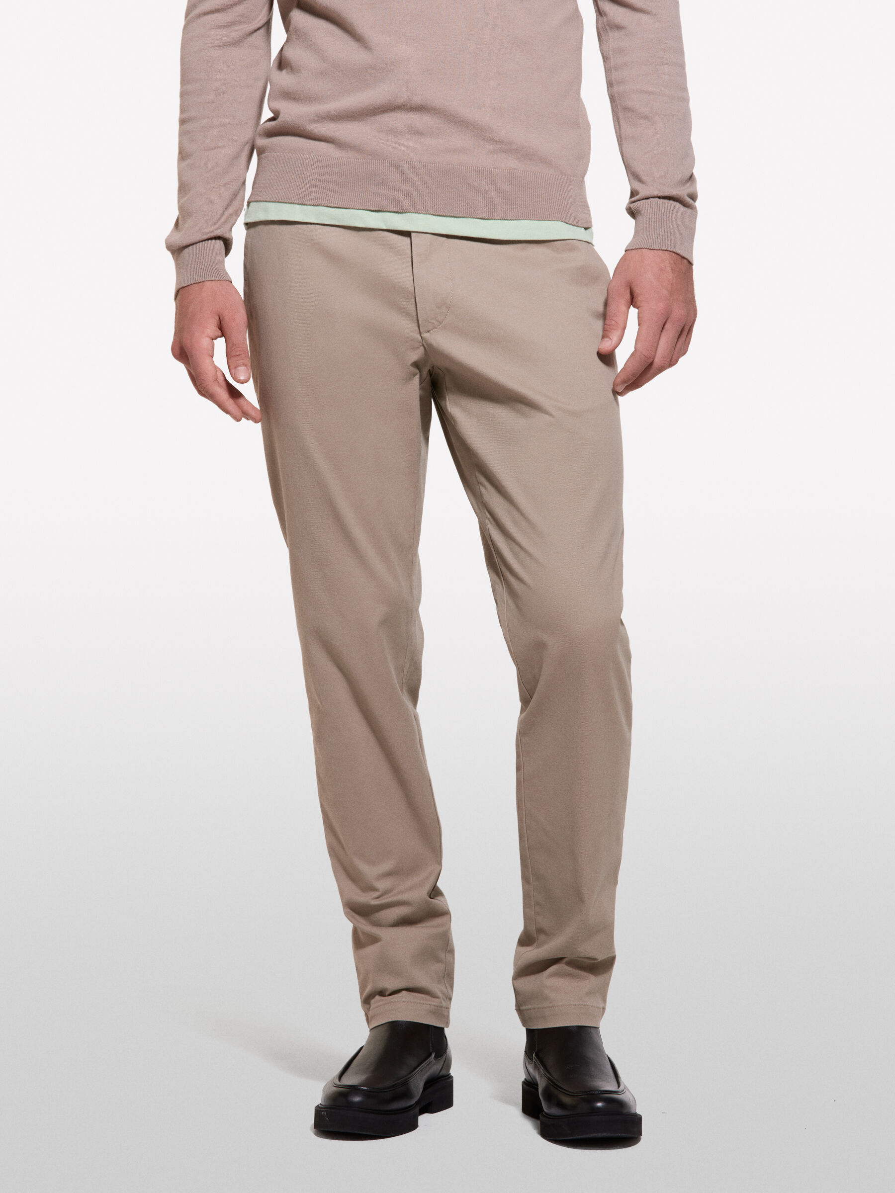 TROUSERS Men image number null