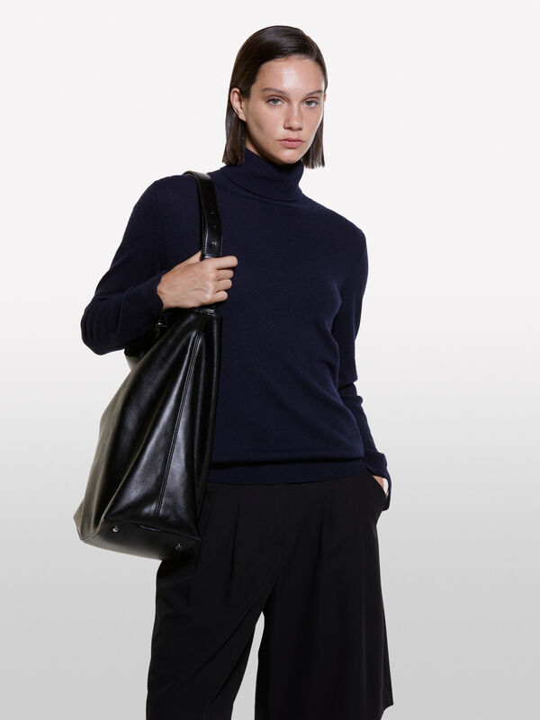 Dark blue regular fit turtleneck sweater - women's high neck sweaters | Sisley