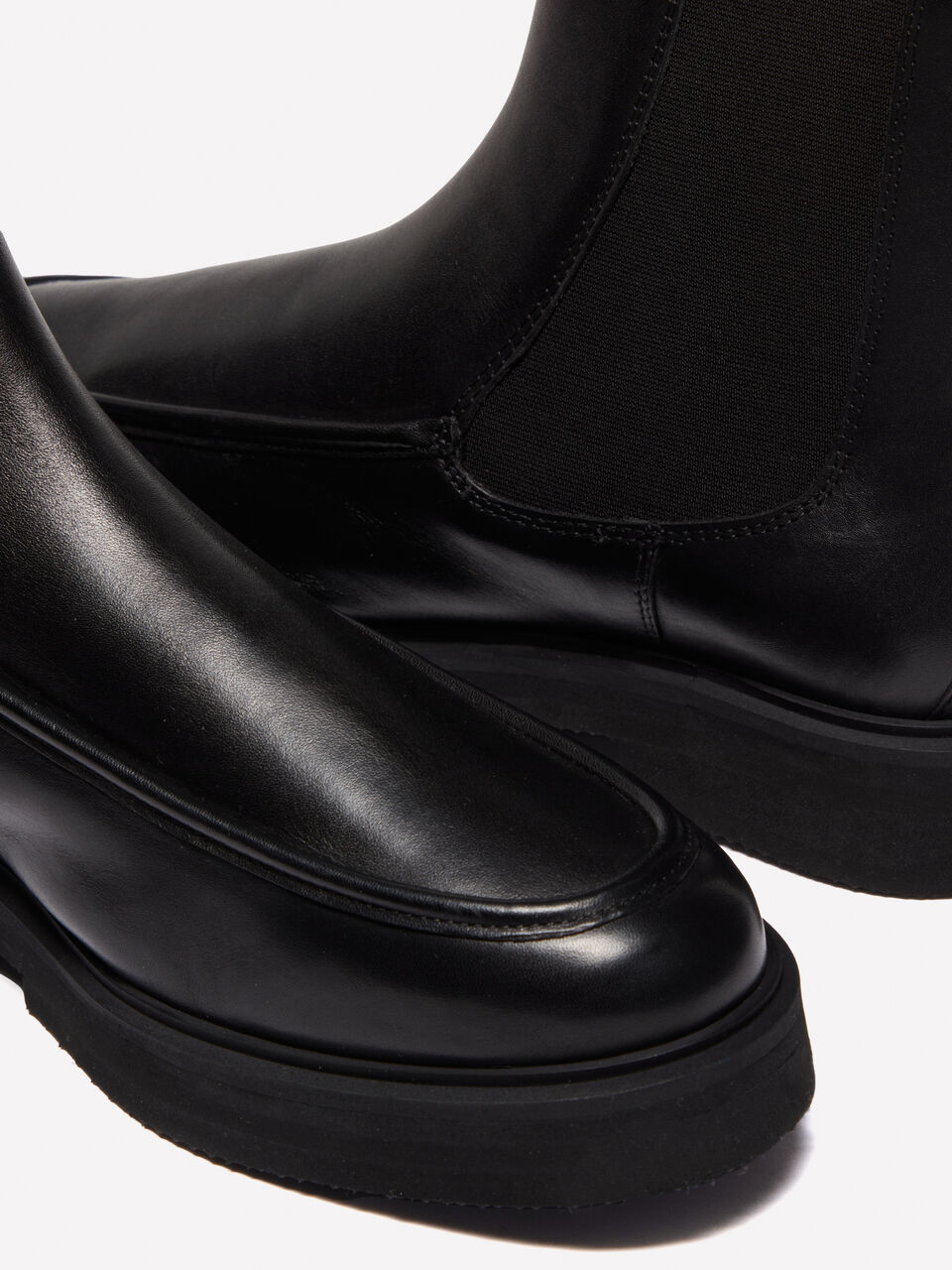 BOOT Men image number null