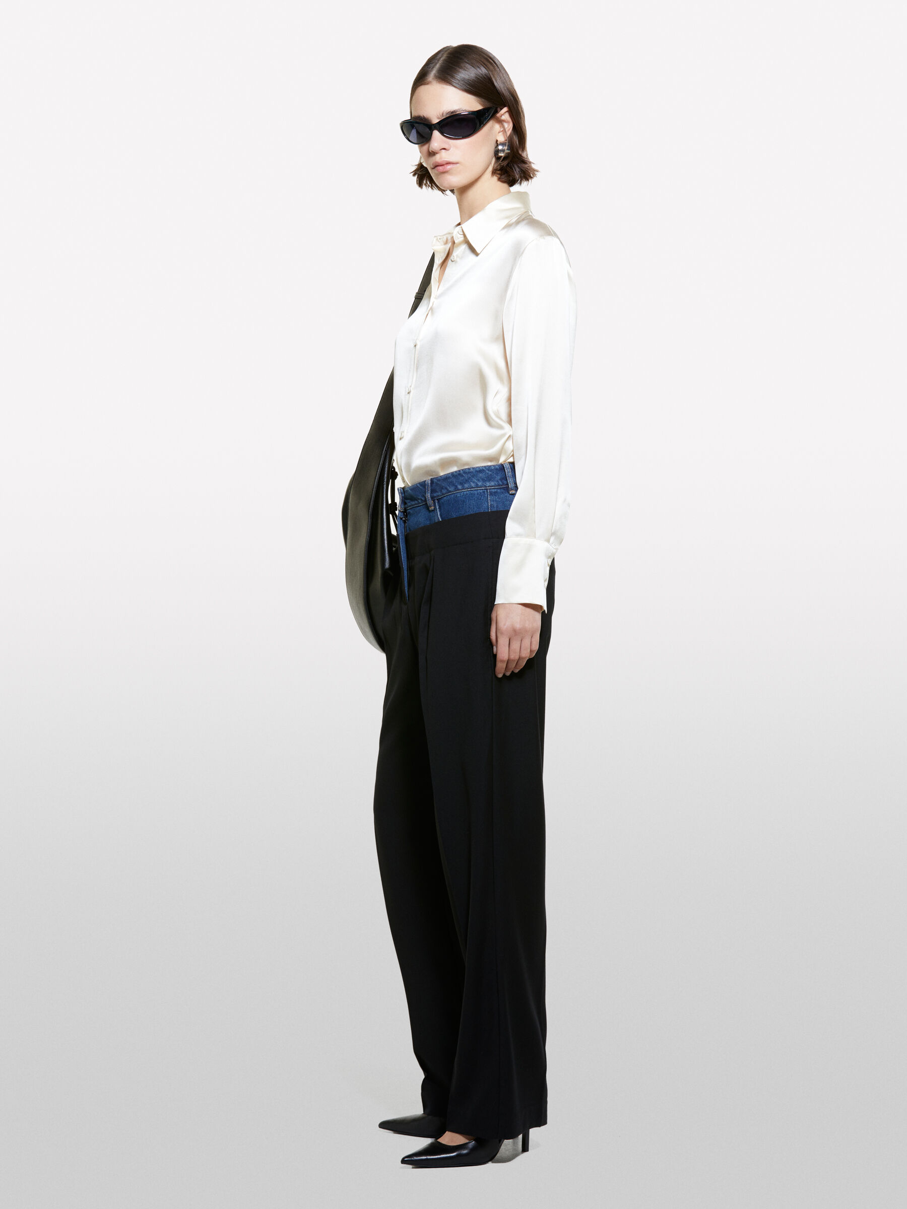 TROUSERS Women image number null