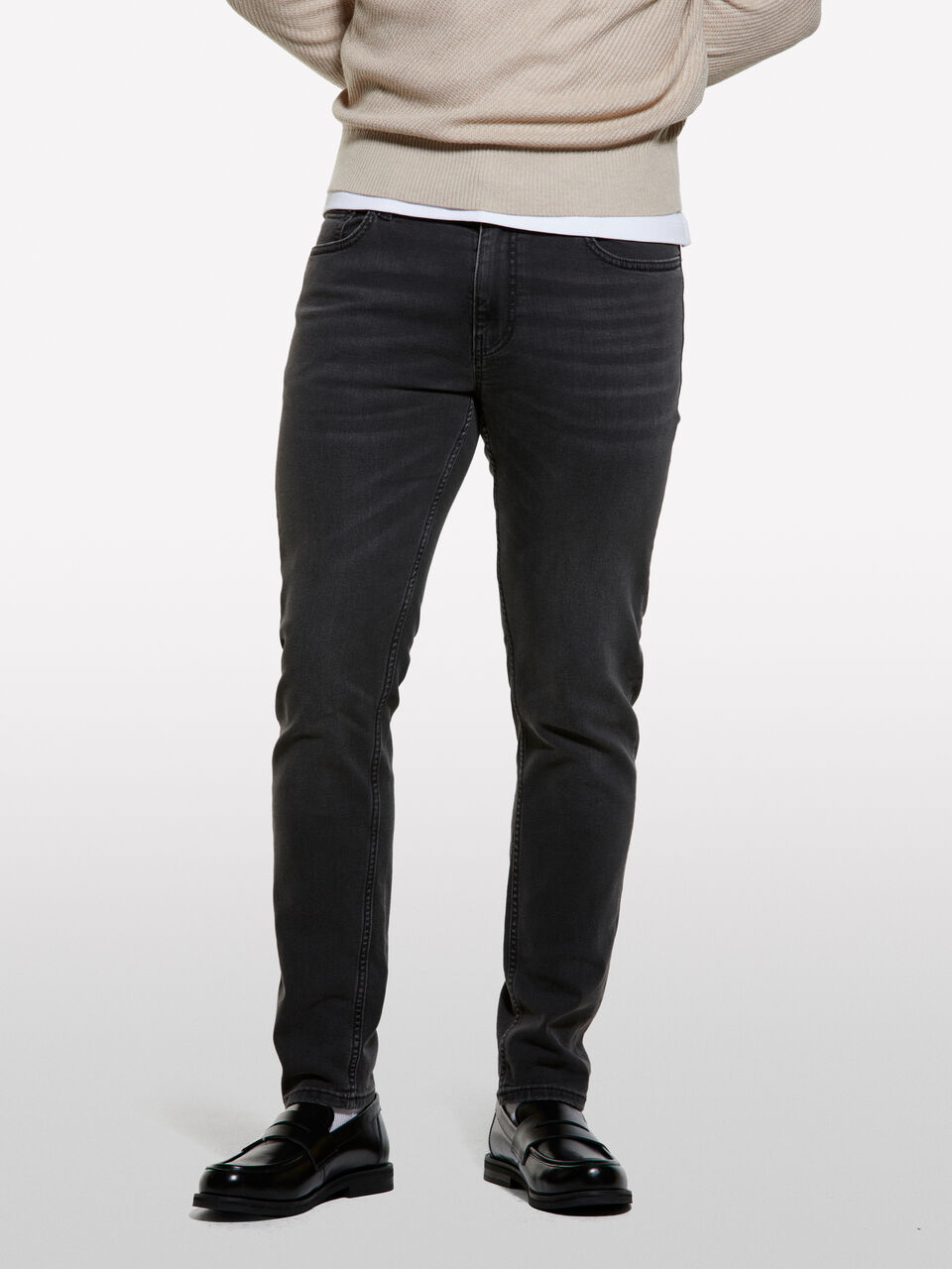 TROUSERS Men image number null