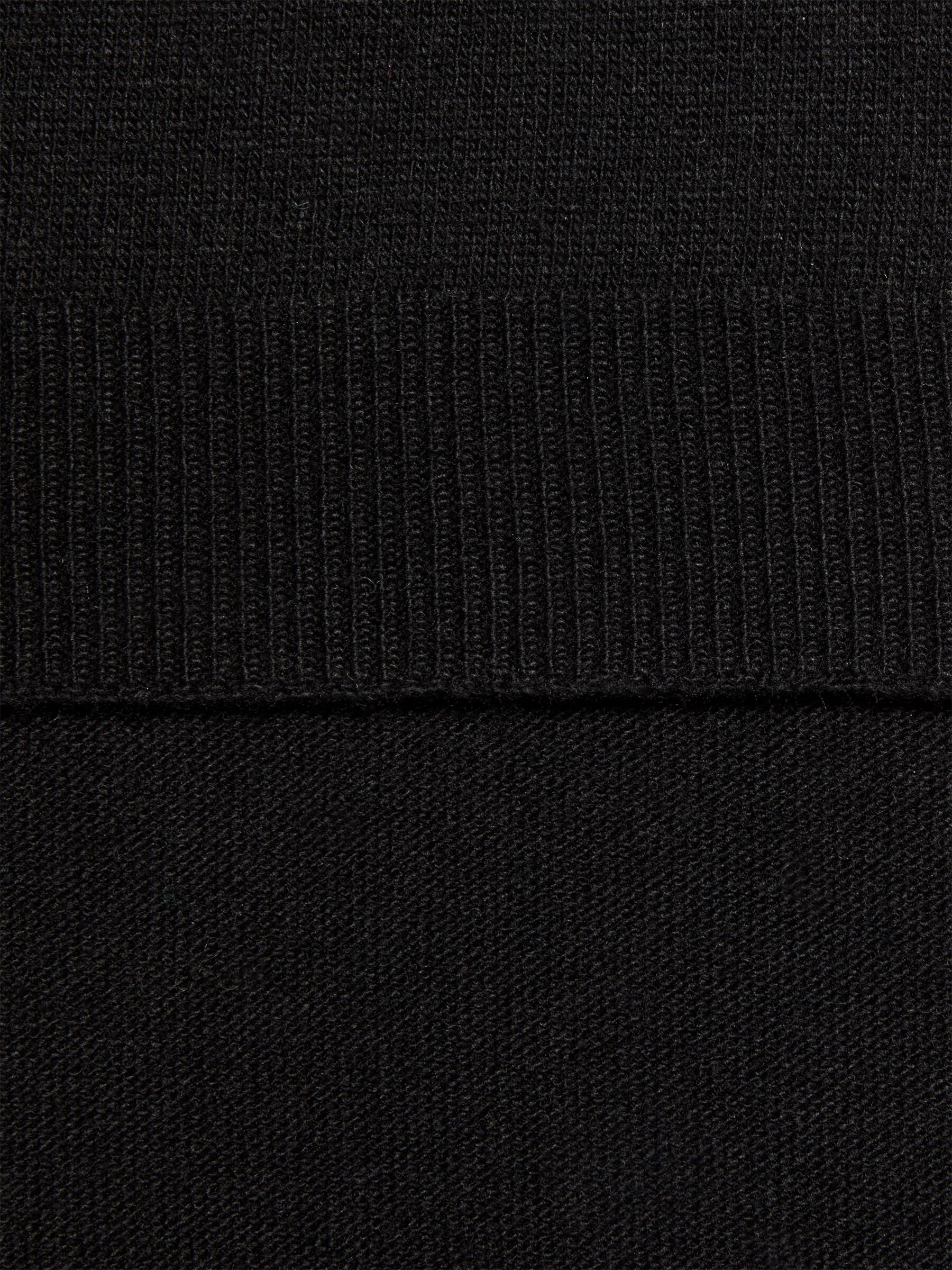 SCARF Women image number null