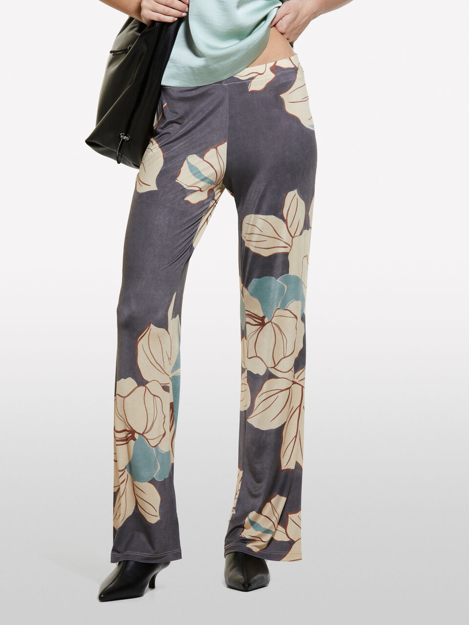 TROUSERS Women image number null