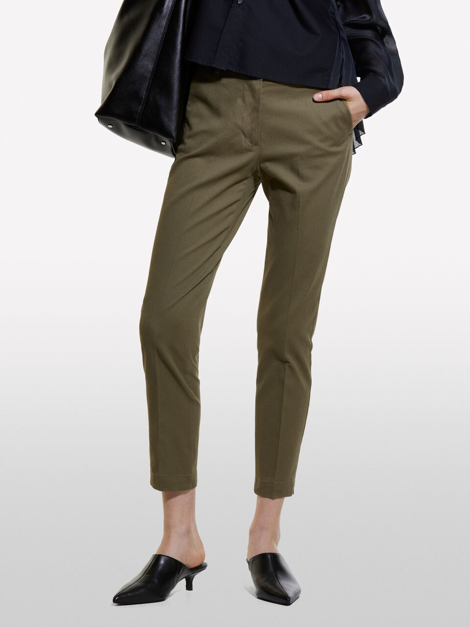 TROUSERS Women image number null