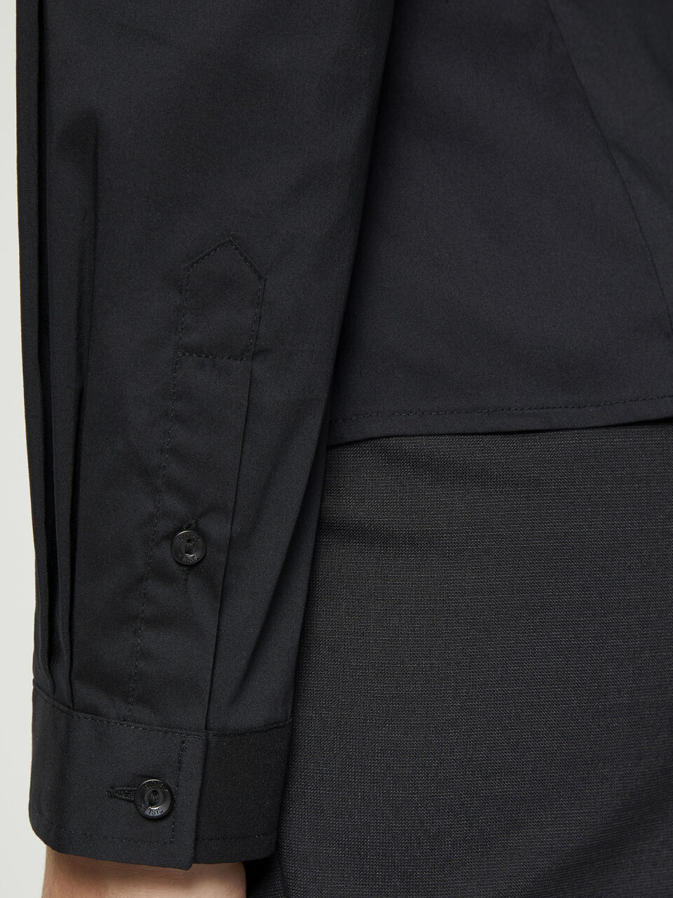 Slim fit shirt Women image number null