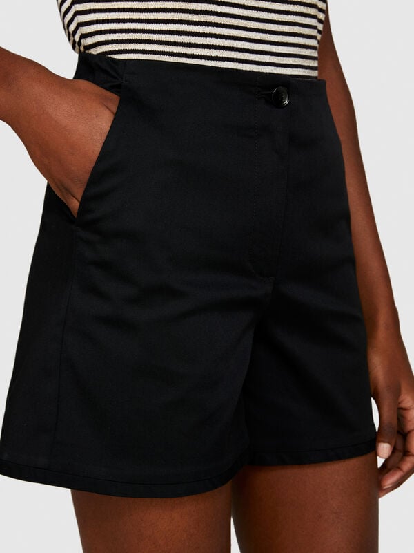 Regular fit shorts - women's shorts | Sisley
