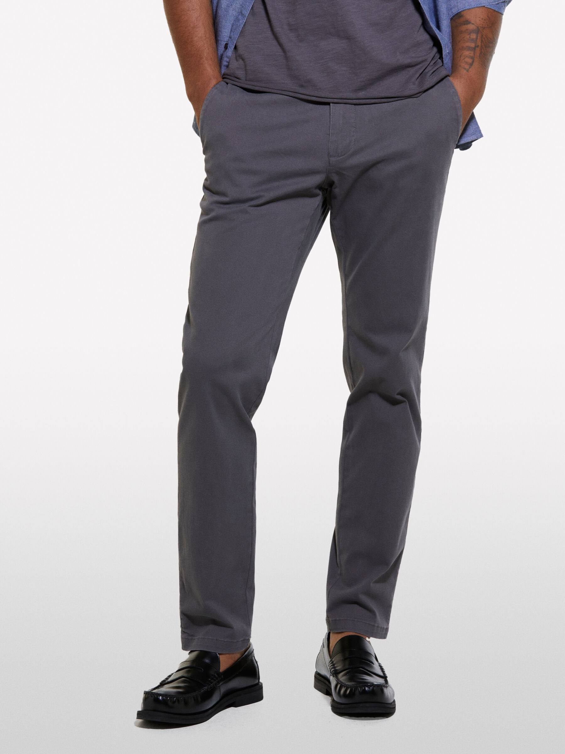 TROUSERS Men image number null