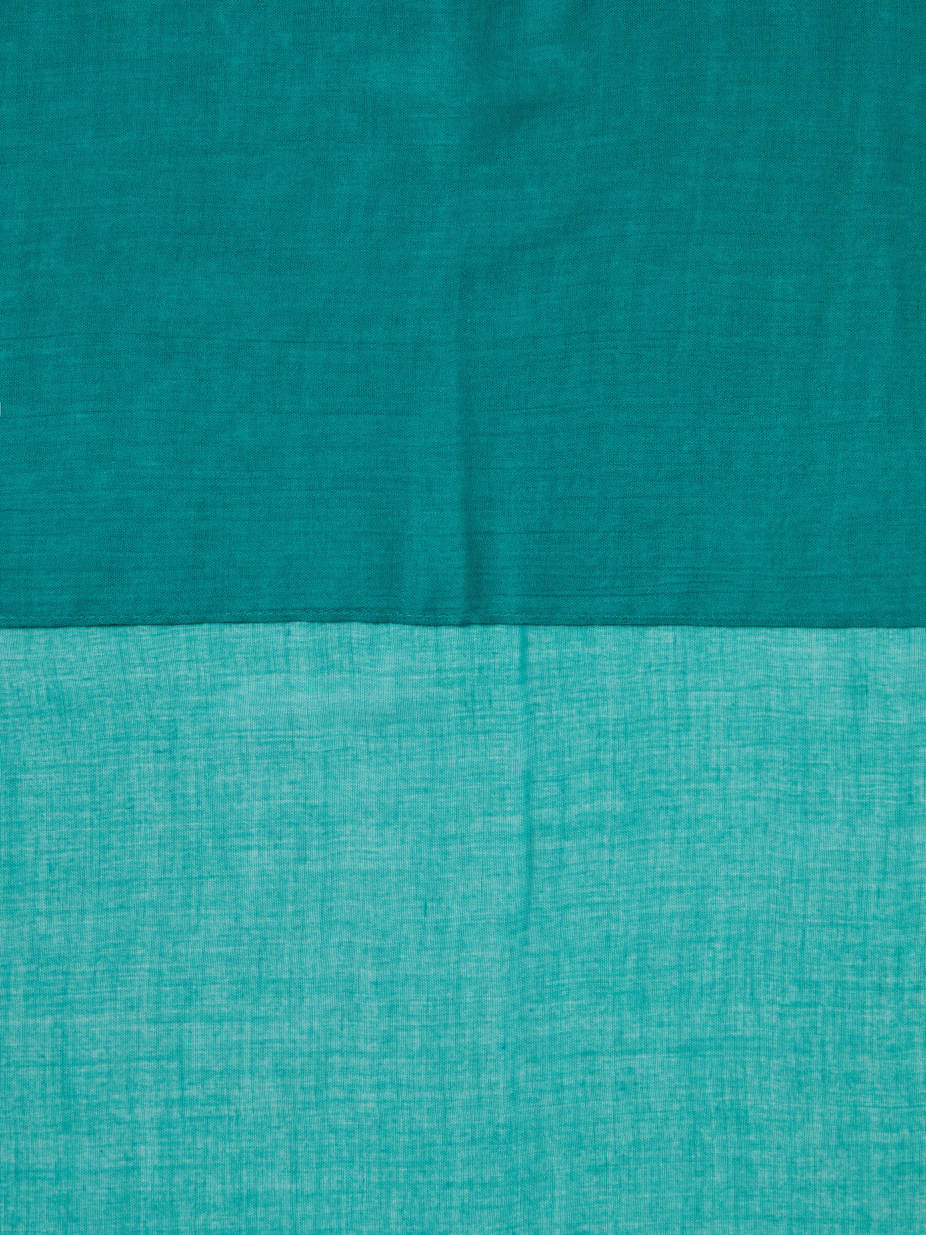 SCARF Women image number null