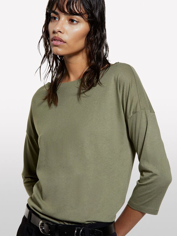 Military green t-shirt with boat neck - women's long sleeve t-shirts | Sisley