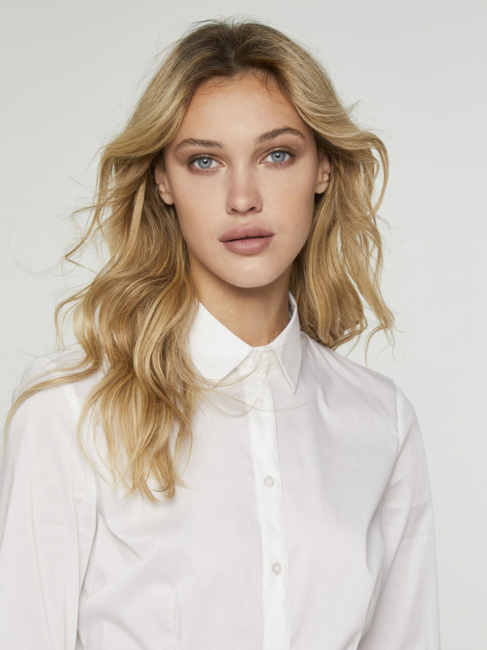 Slim fit shirt Women image number null