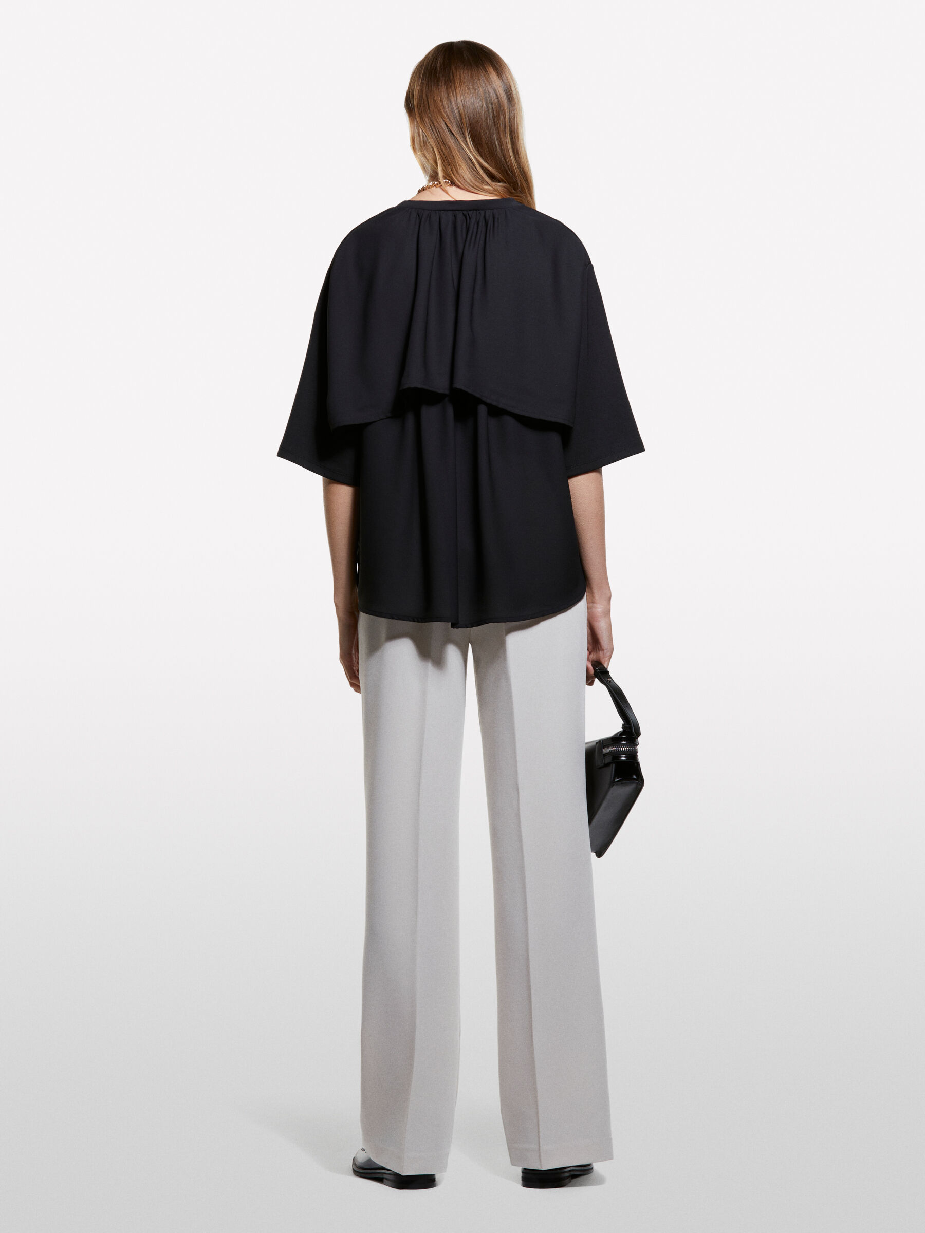 SWEATER H/S Women image number null