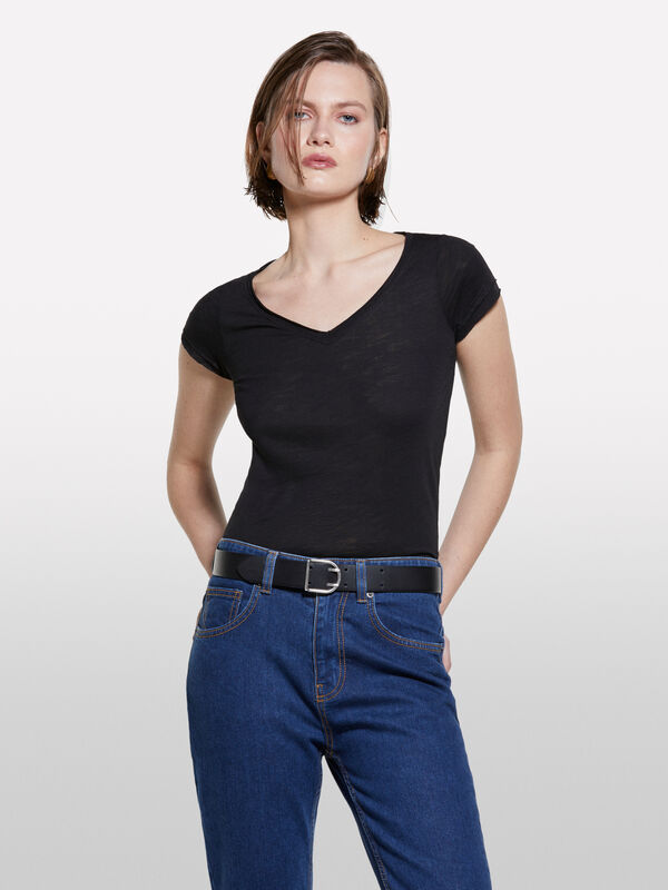 Black V-neck t-shirt - women's short sleeve t-shirts | Sisley