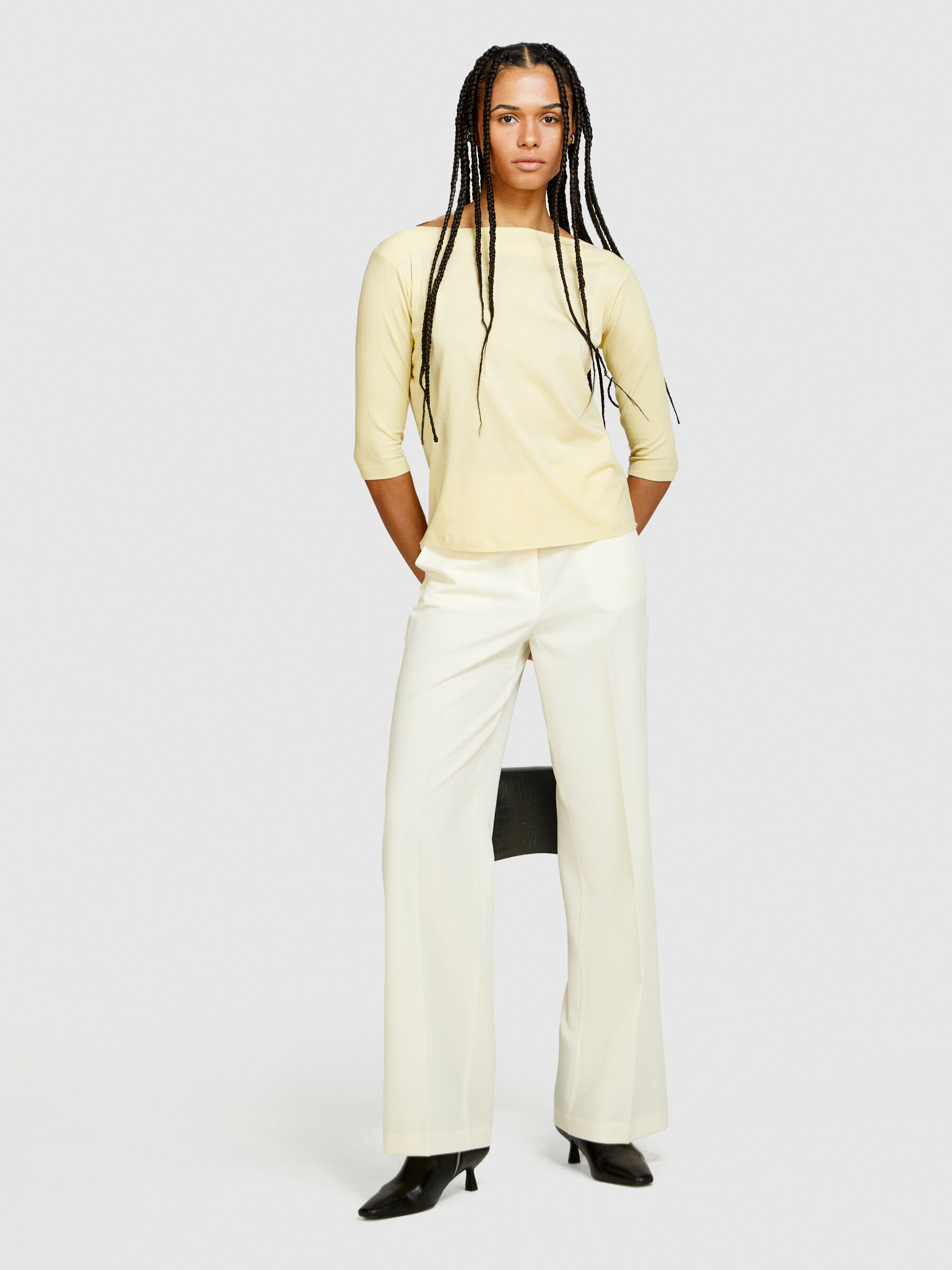 Sisley deals clothing uk