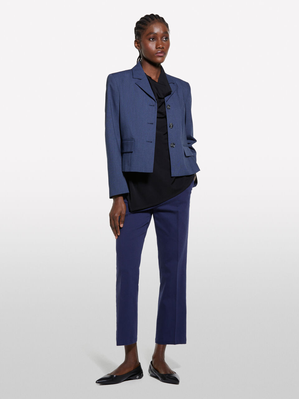 TOP Women image number null