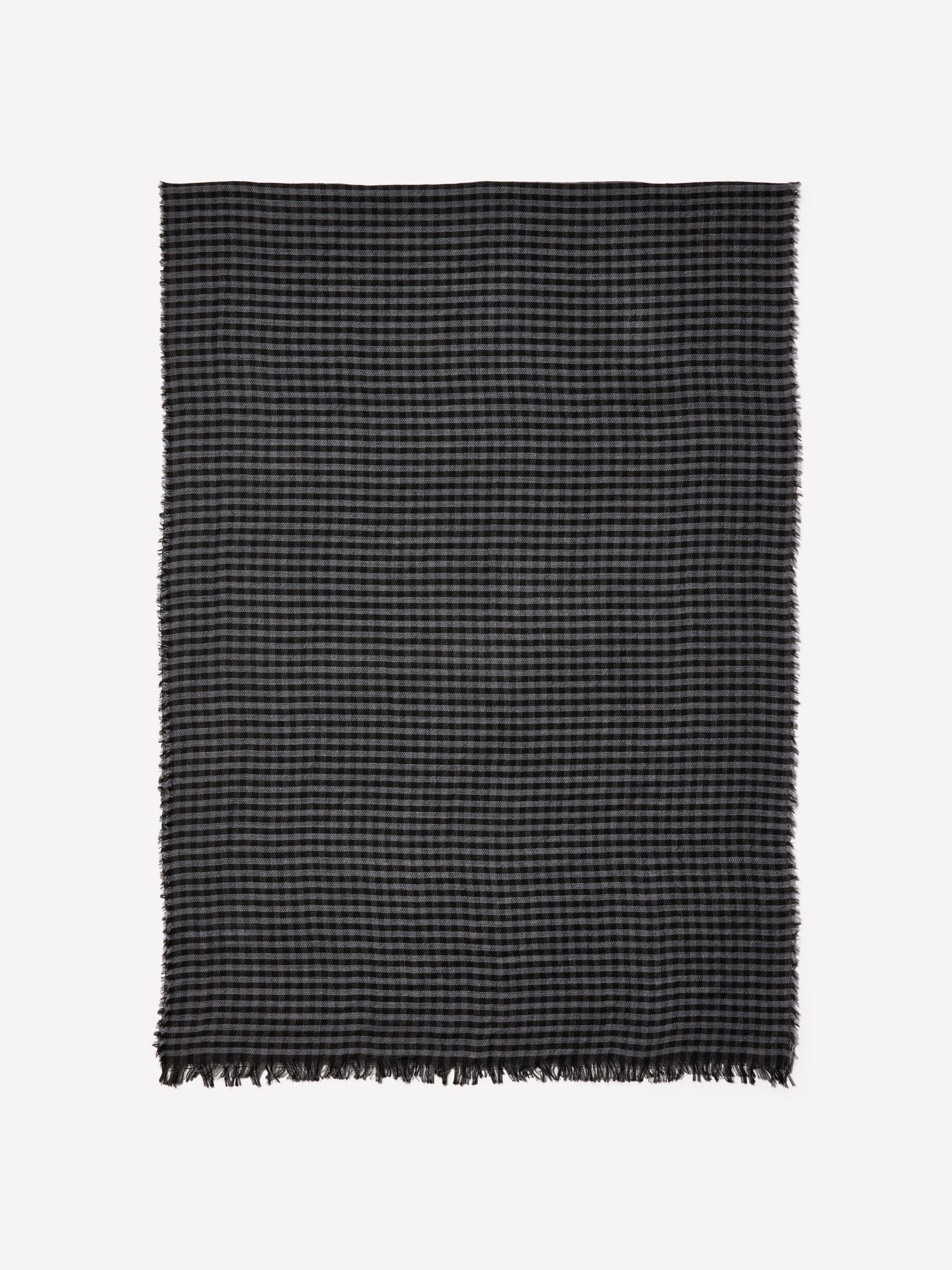 SCARF Men image number null