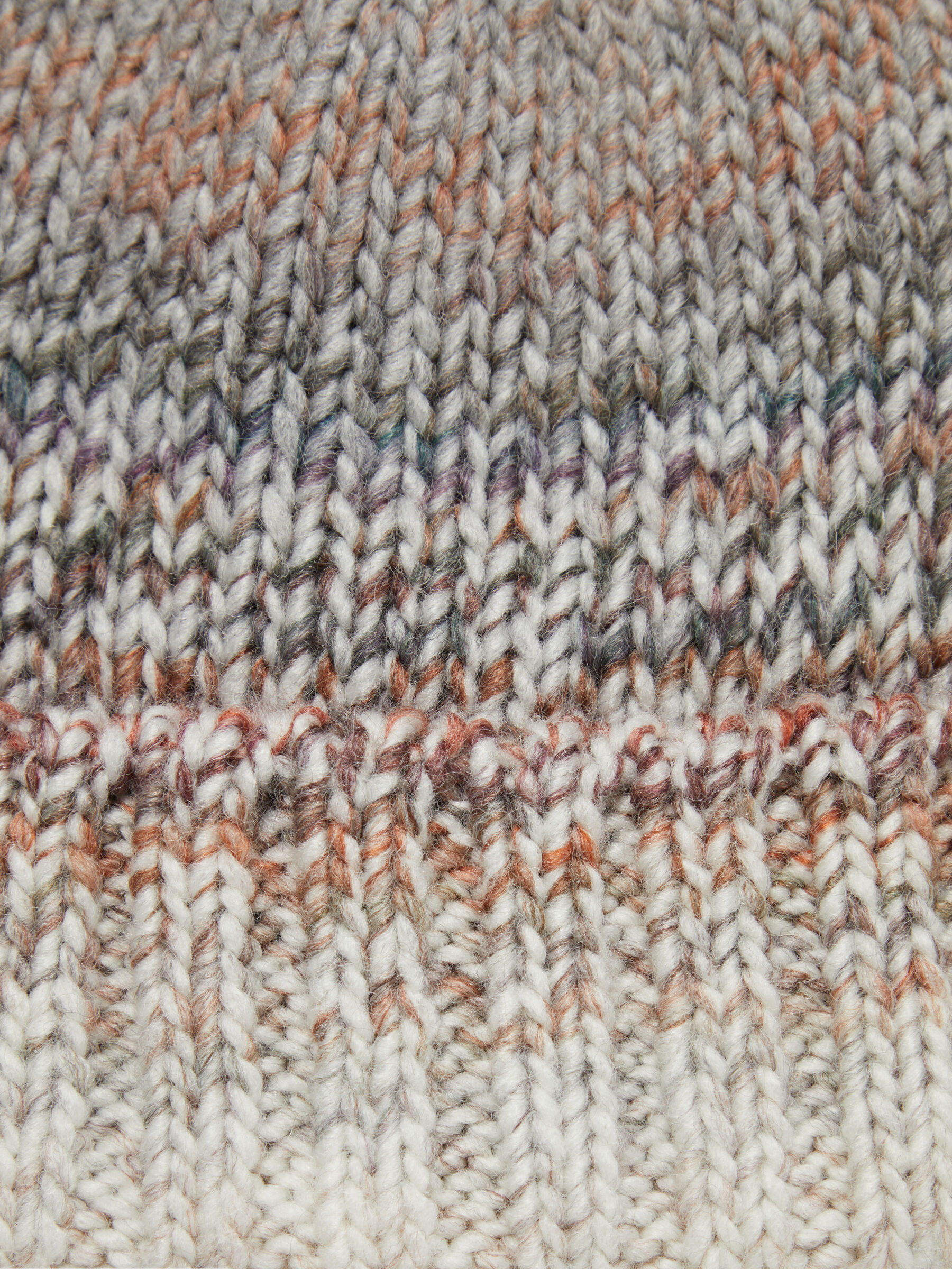 KNITTED - HAT Women image number null