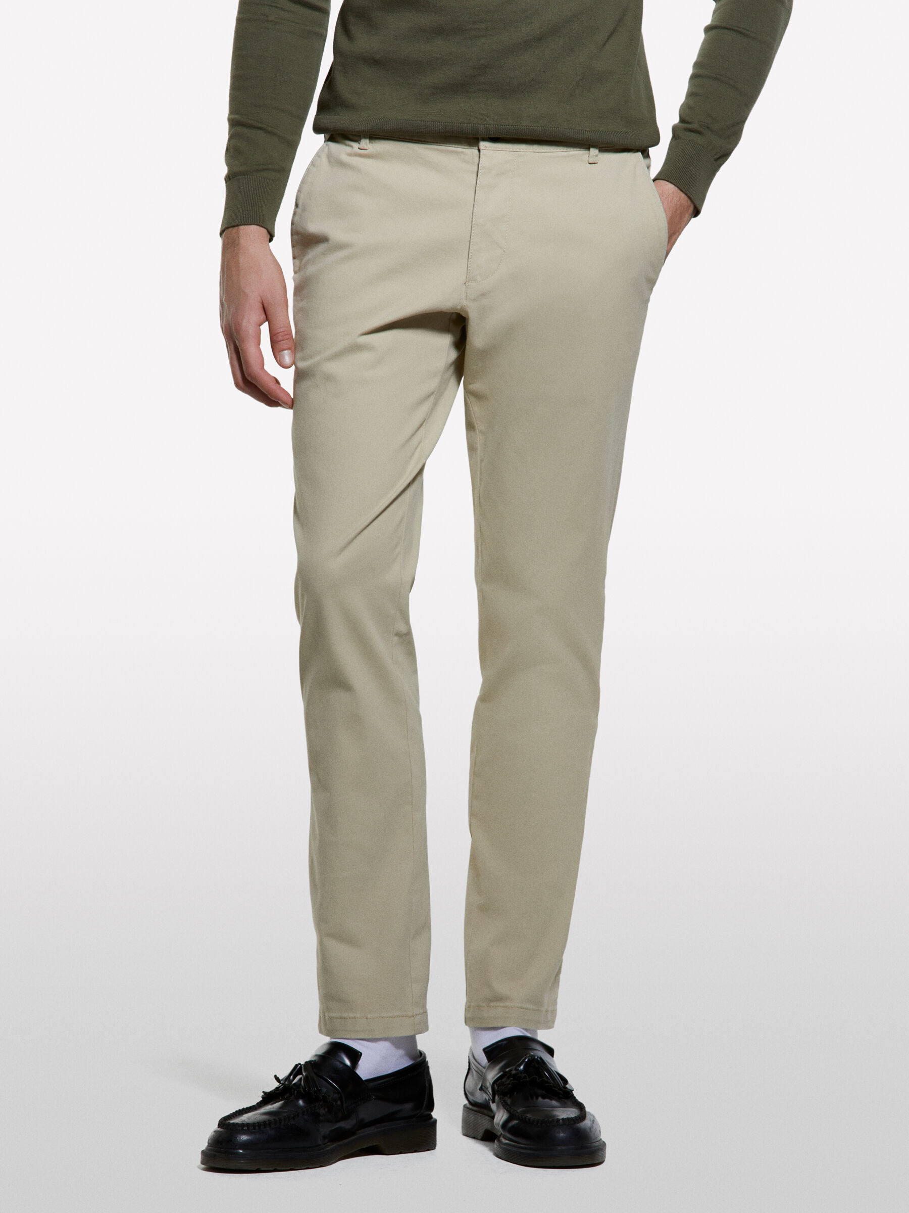 TROUSERS Men image number null