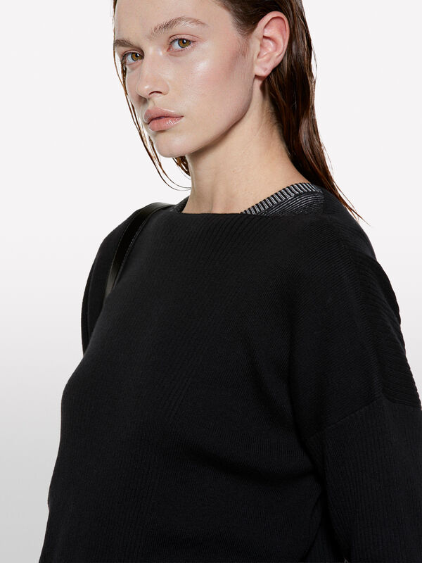 Black boat neck top - women's crew neck sweaters | Sisley