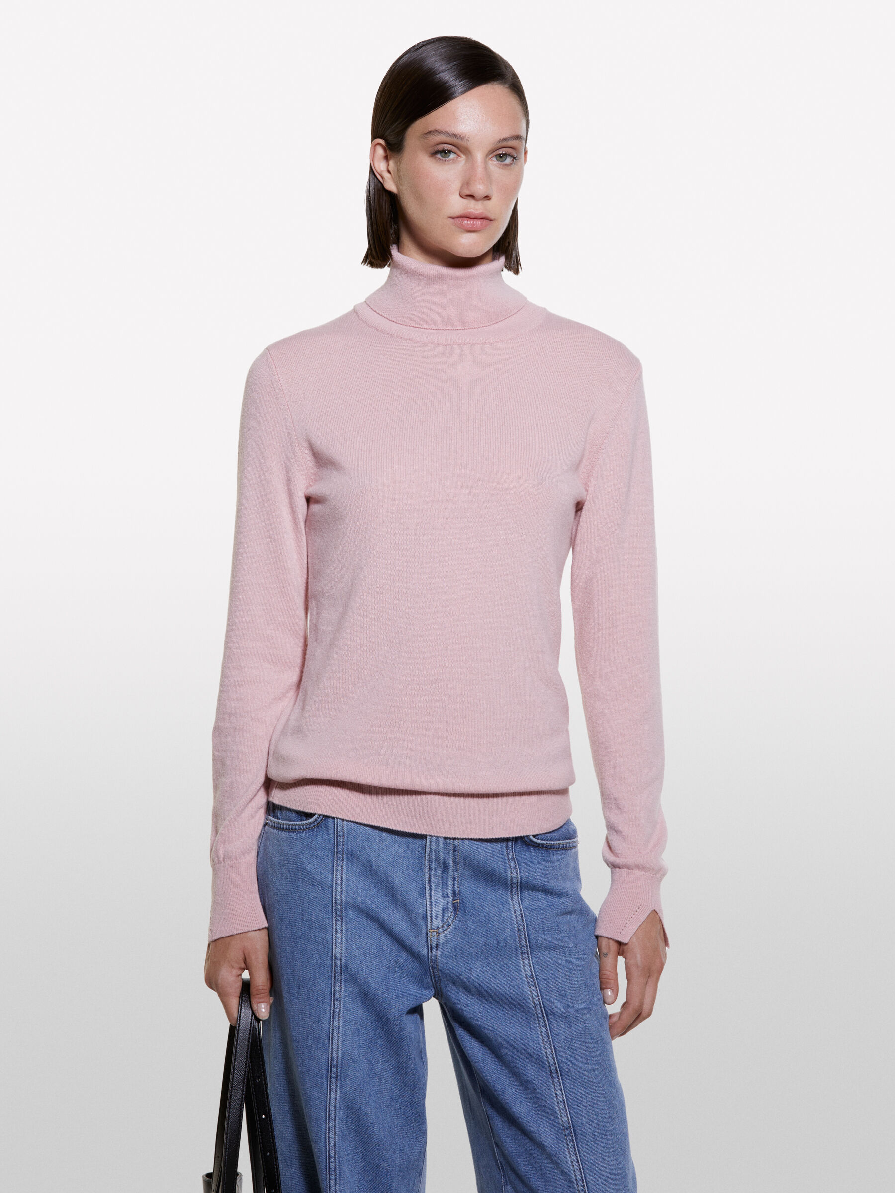 Pink regular fit turtleneck sweater