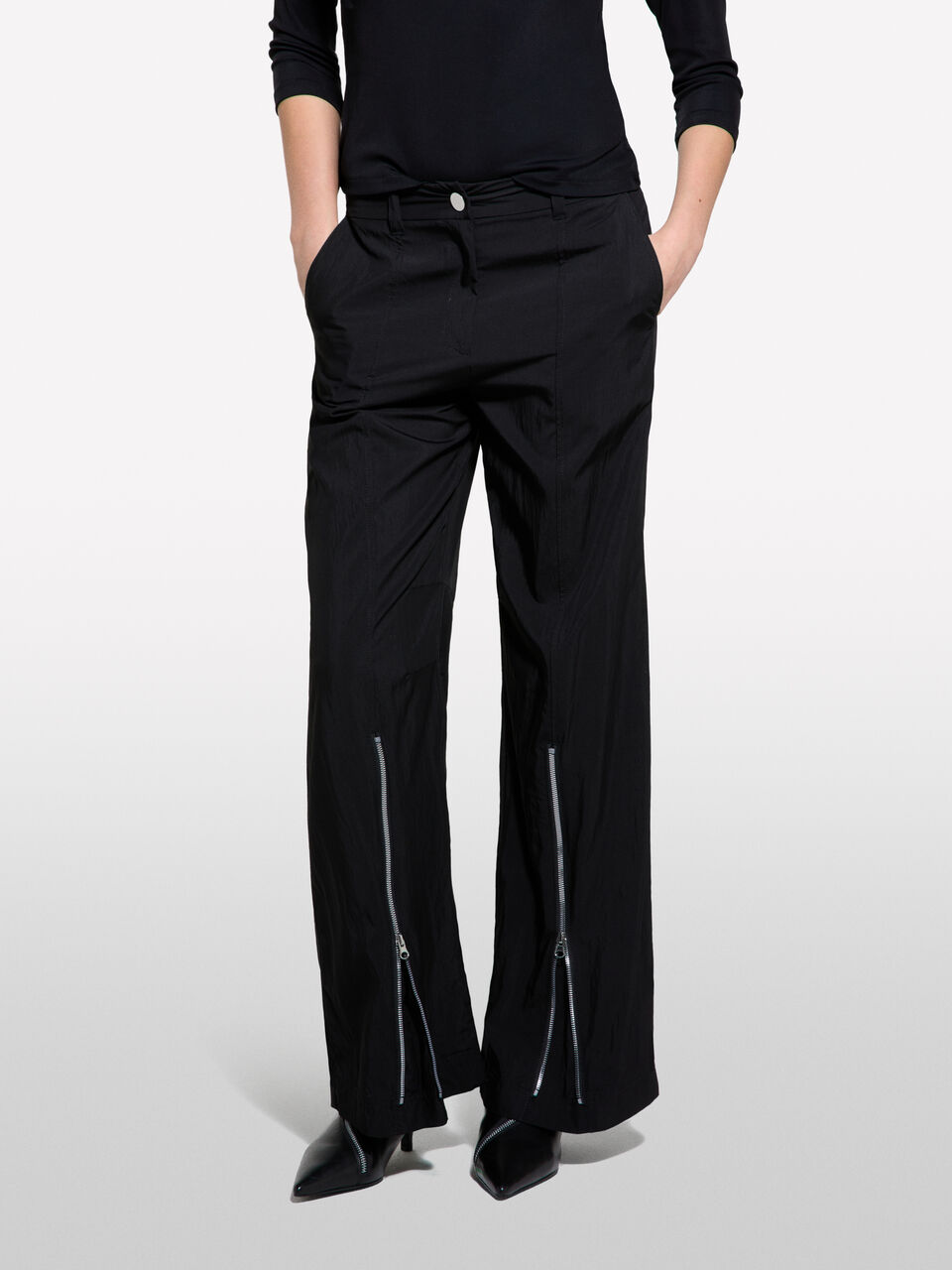 TROUSERS Women image number null