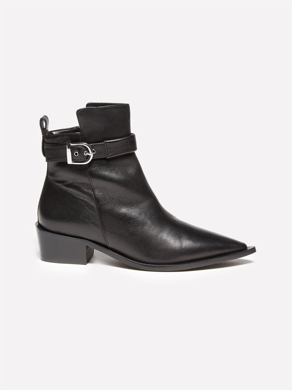 BOOT Women image number null