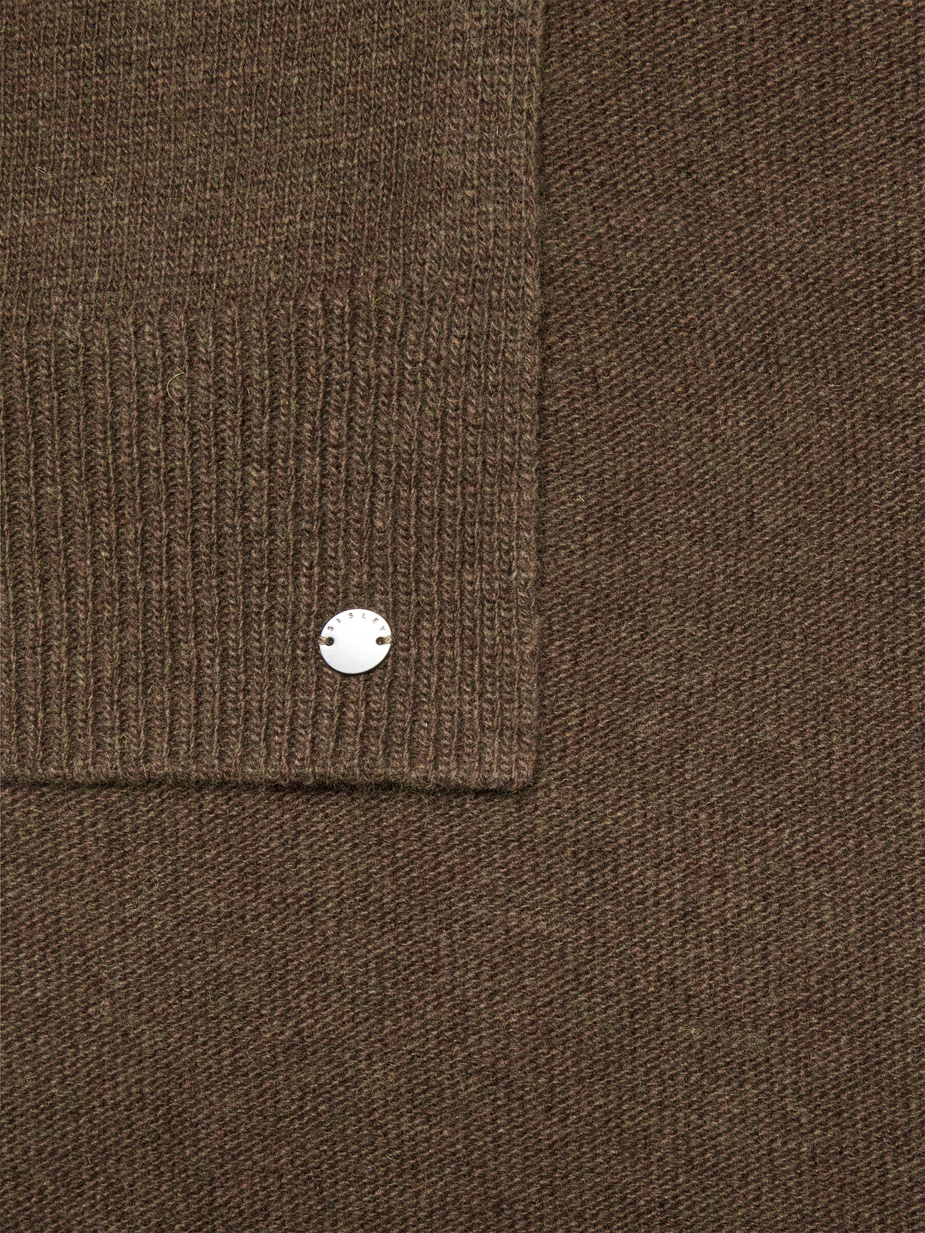 SCARF Men image number null