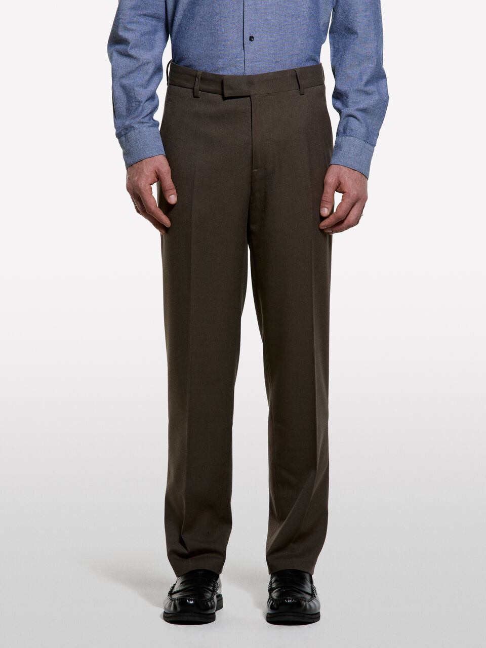 TROUSERS Men image number null