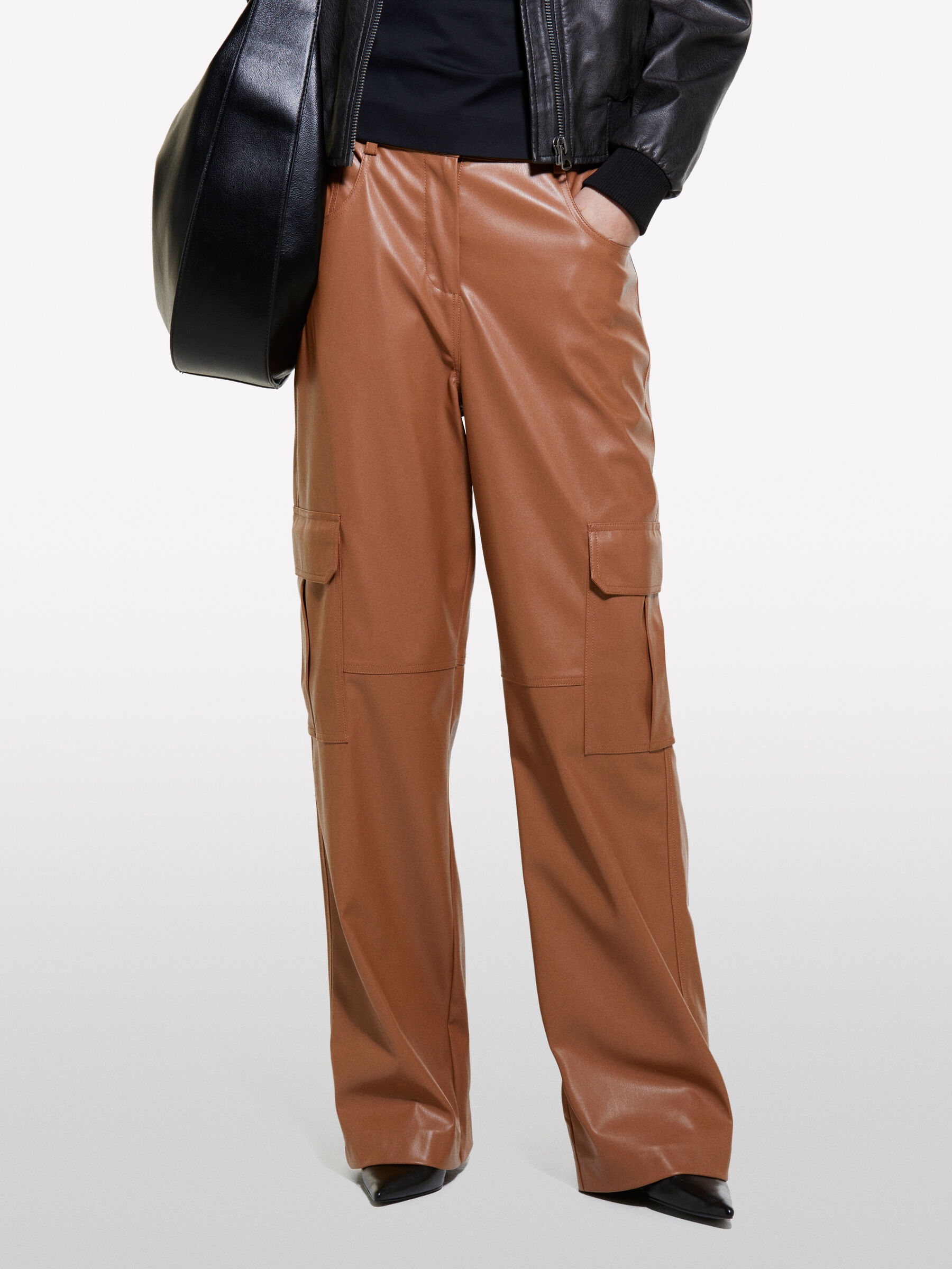 TROUSERS Women image number null