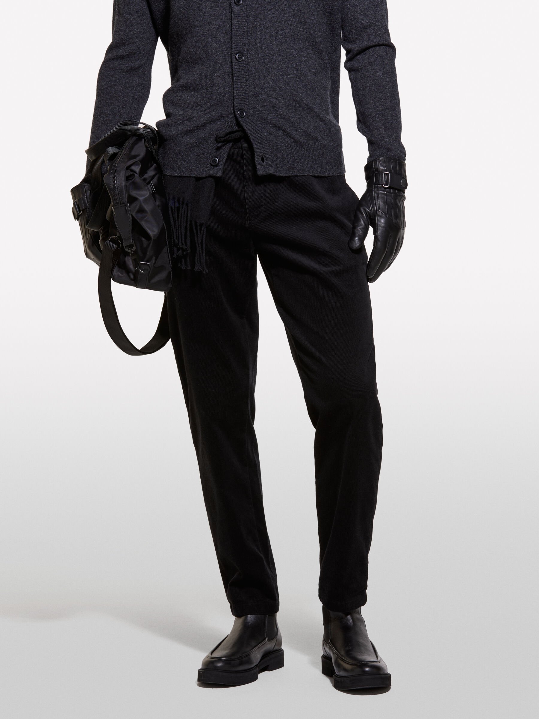 TROUSERS Men image number null
