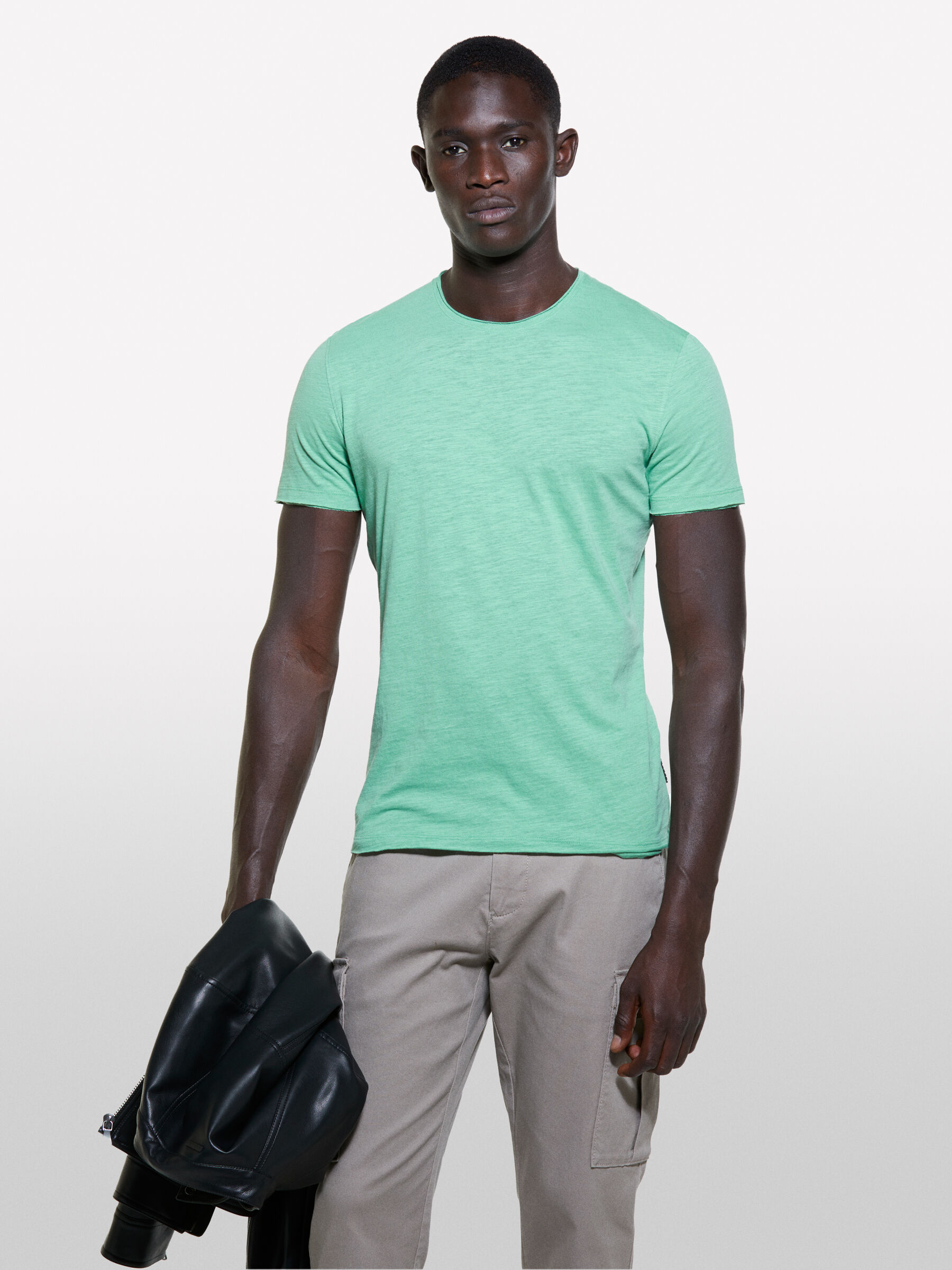 Men s T shirts t shirts by Sisley