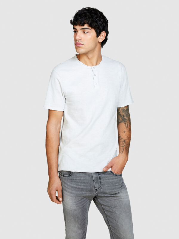 Slim fit henley t-shirt - men's short sleeve t-shirts | Sisley