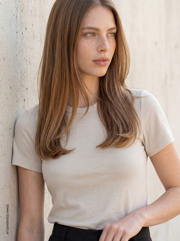 Crew neck T-shirt - women's short sleeve t-shirts | Sisley