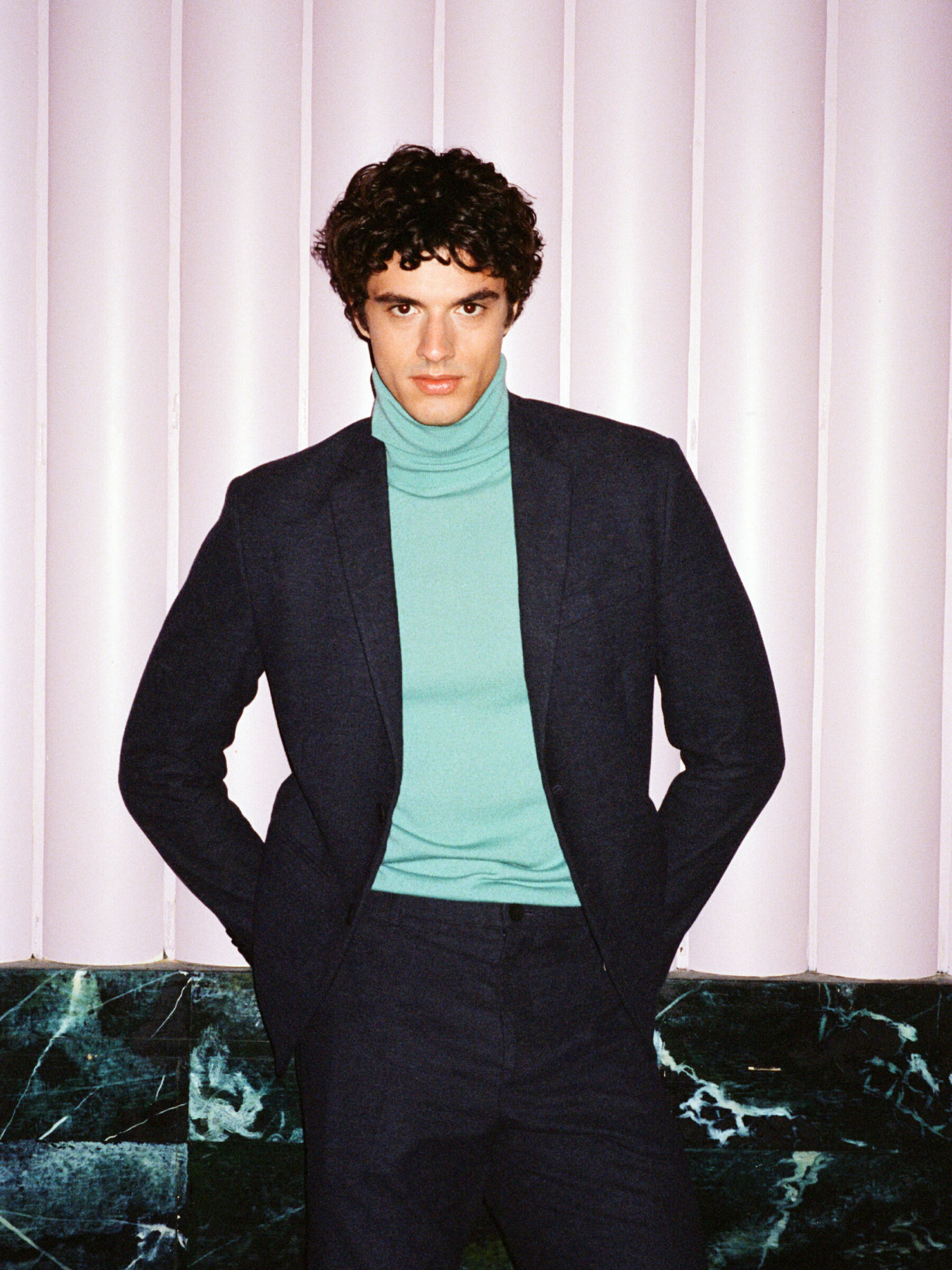 Slim fit high neck sweater