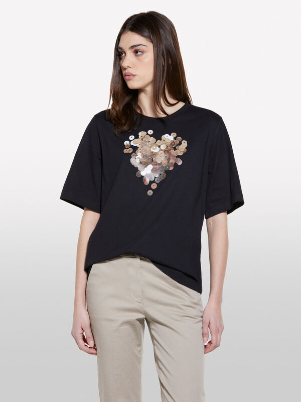 Black t-shirt with heart print - women's short sleeve t-shirts | Sisley