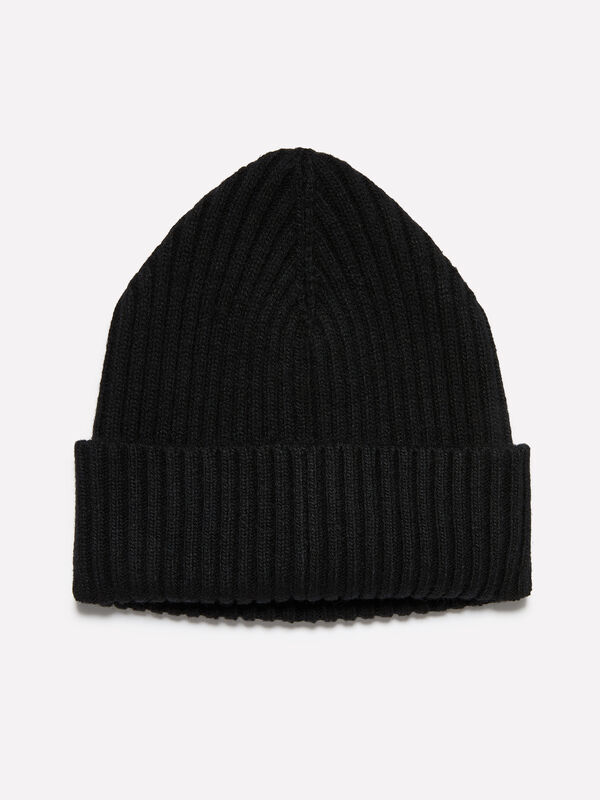 Black knit hat - men's hats | Sisley