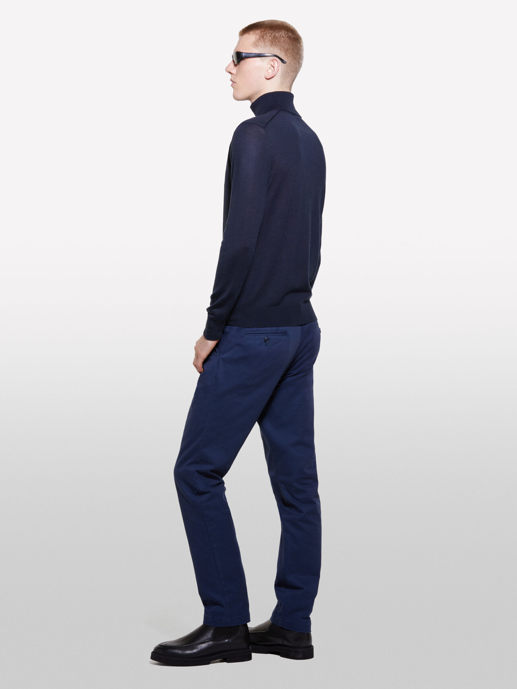 TROUSERS Men image number null