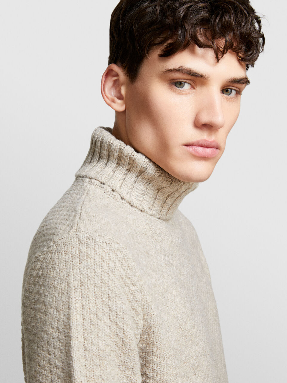 TURTLE NECK SWEATER Men image number null