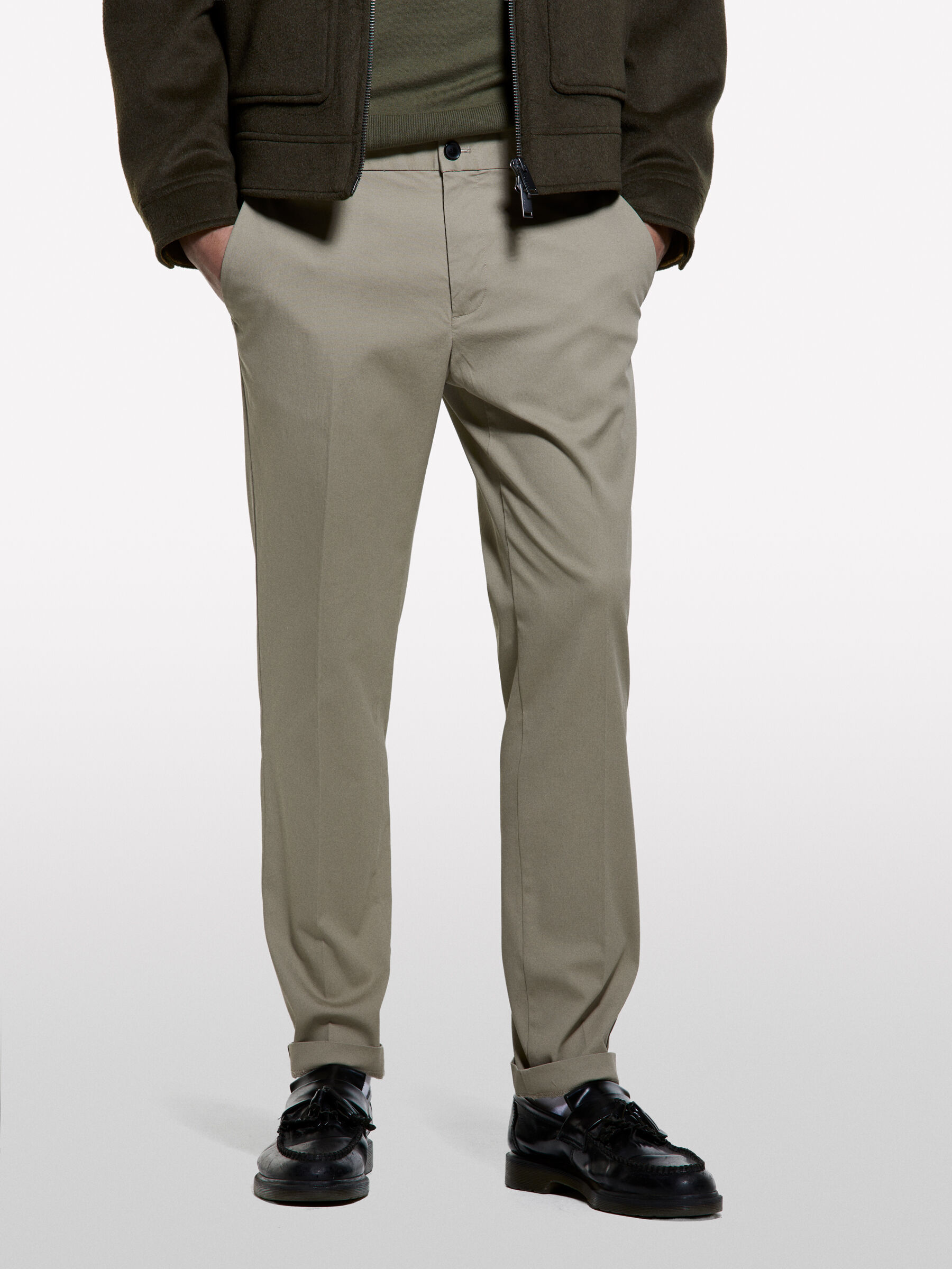 TROUSERS Men image number null