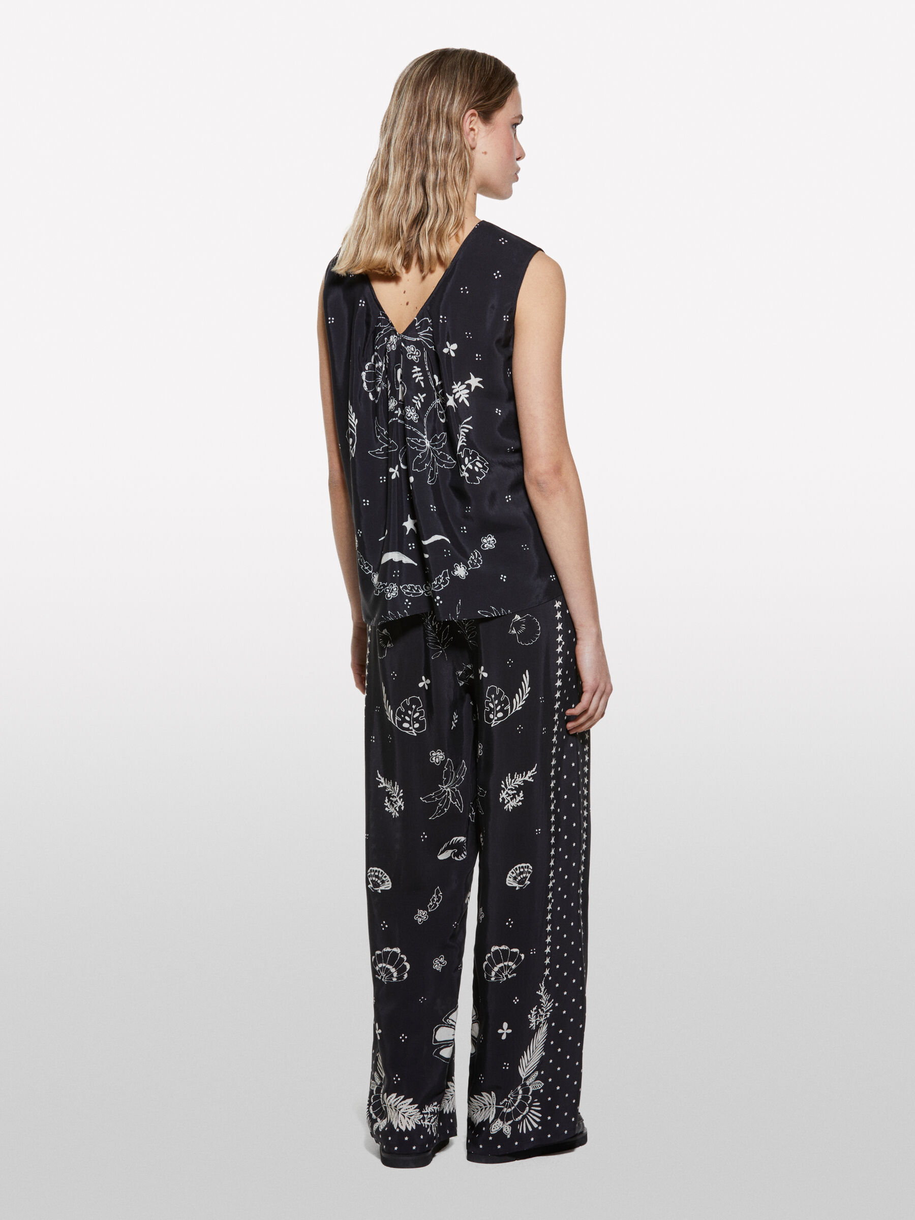 TROUSERS Women image number null