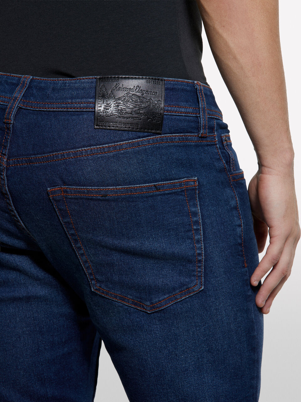 TROUSERS Men image number null