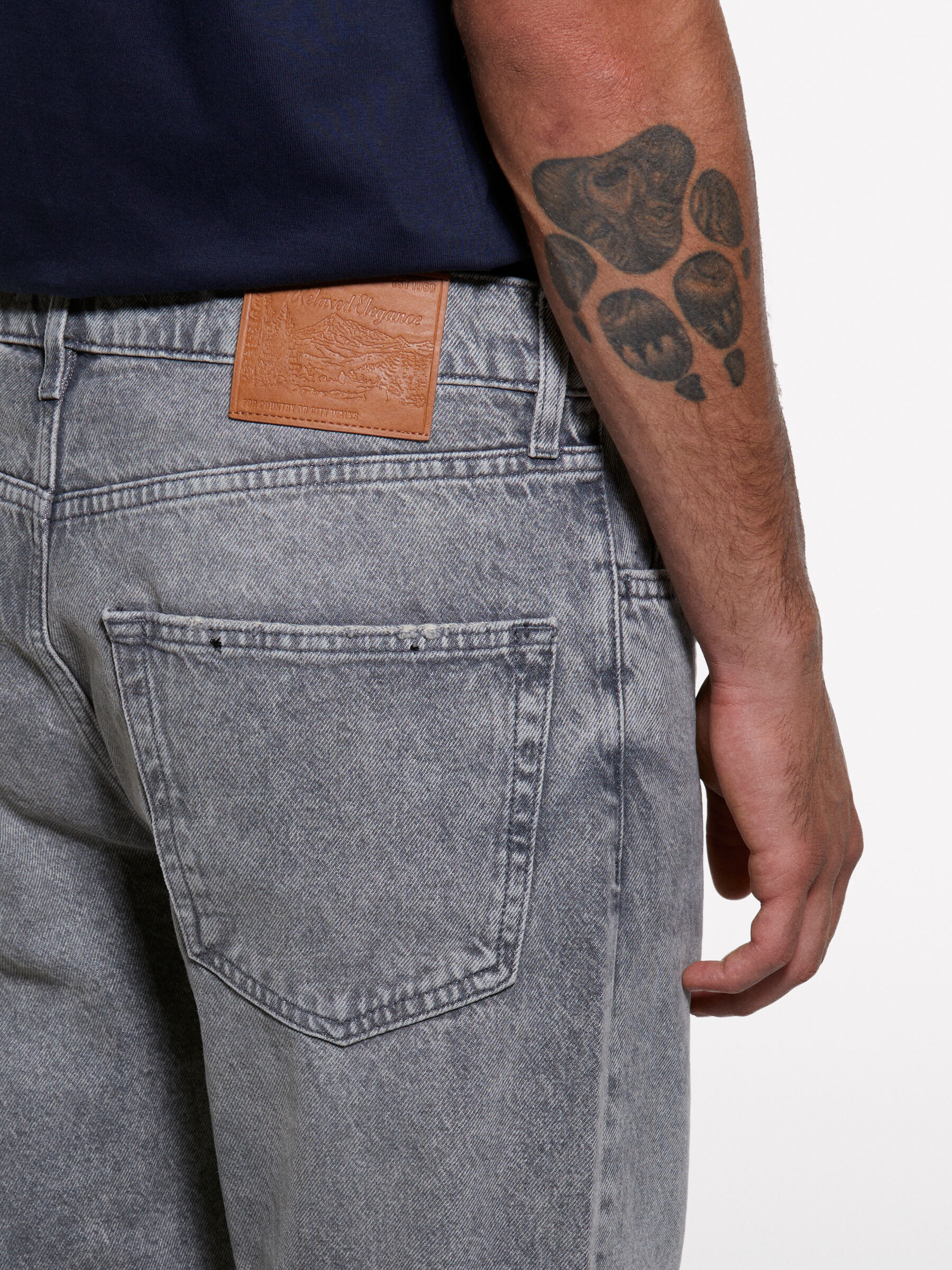 TROUSERS Men image number null