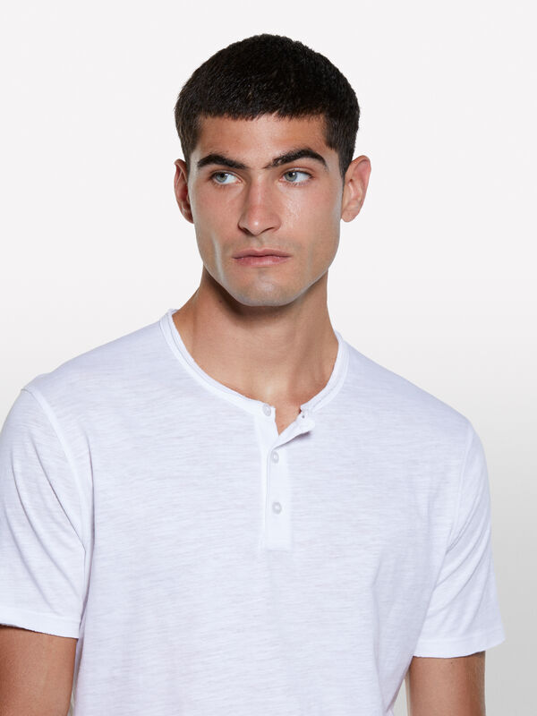 White Henley t-shirt - men's short sleeve t-shirts | Sisley