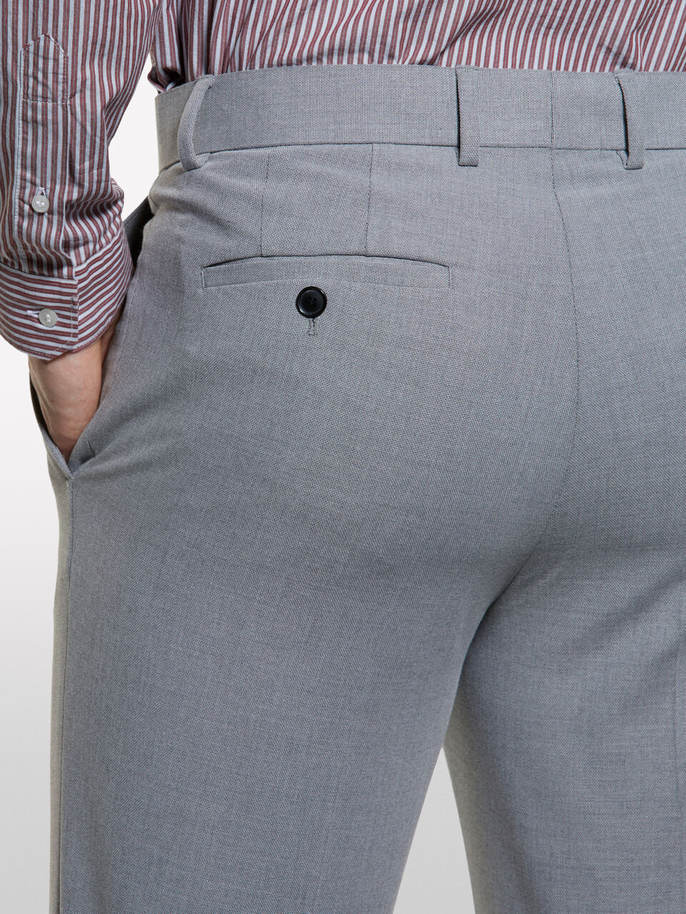 TROUSERS Men image number null