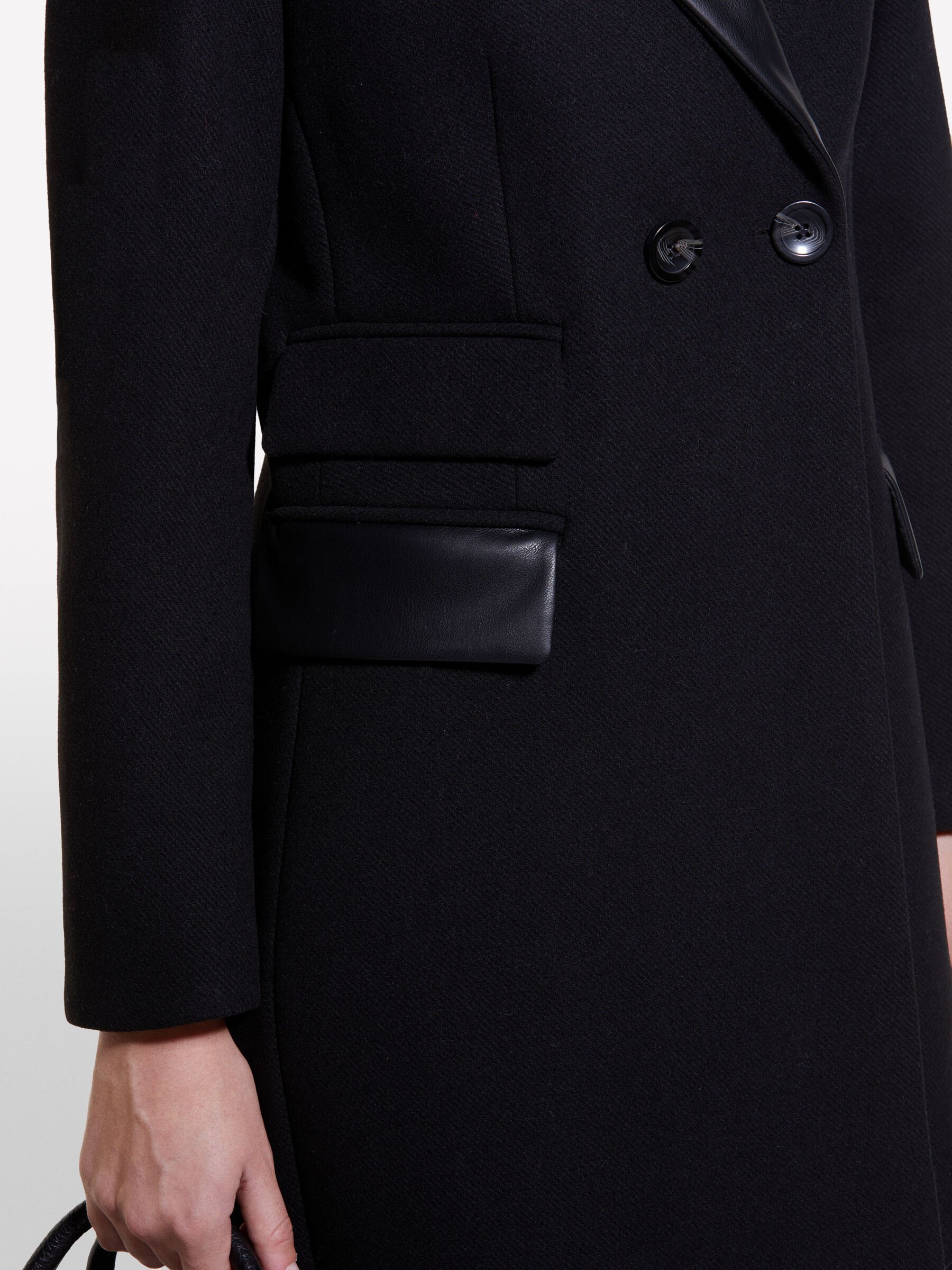 COAT Women image number null