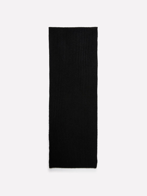 Black knit scarf - men's scarves and foulards | Sisley
