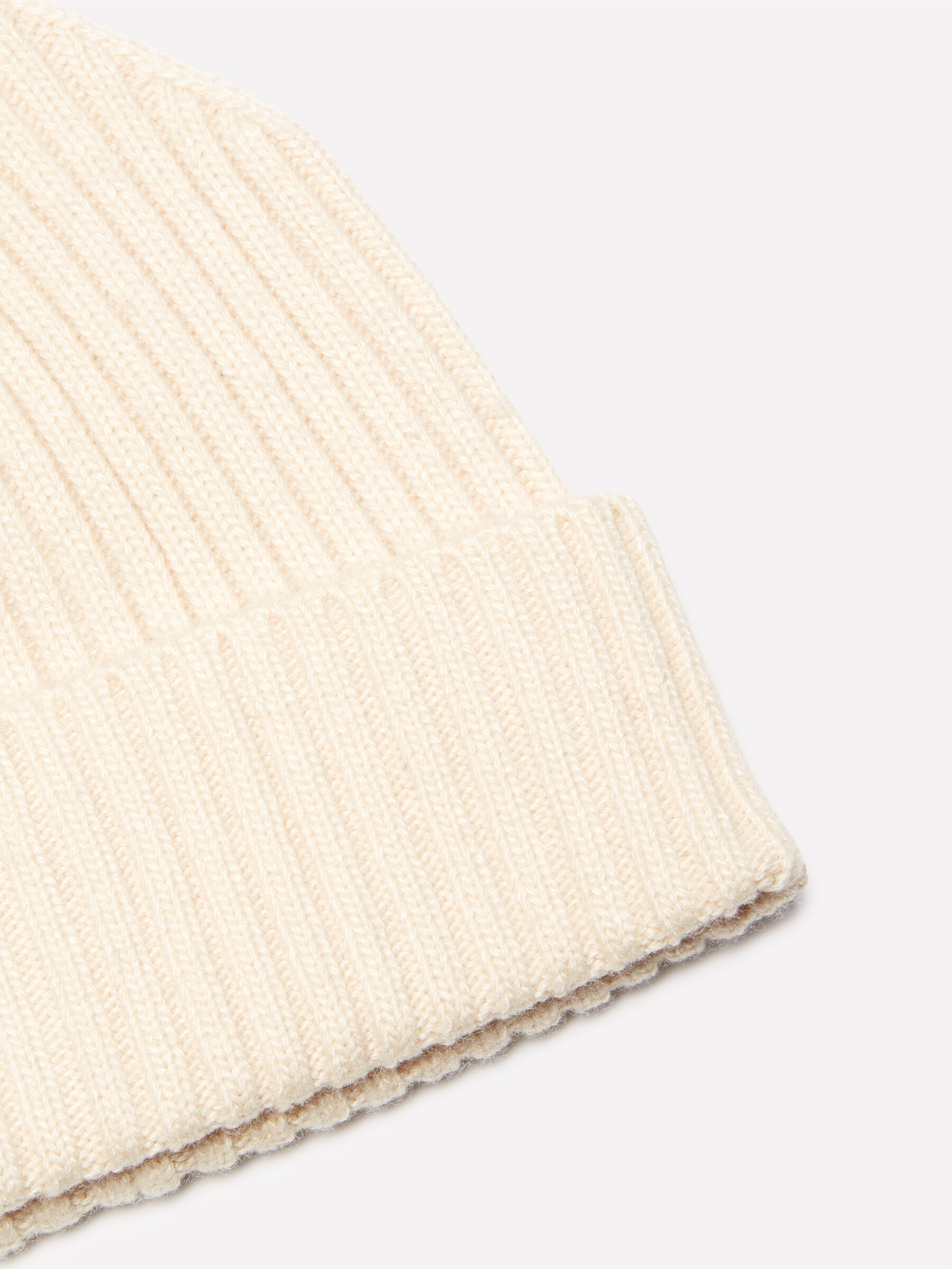 KNITTED - HAT Men image number null